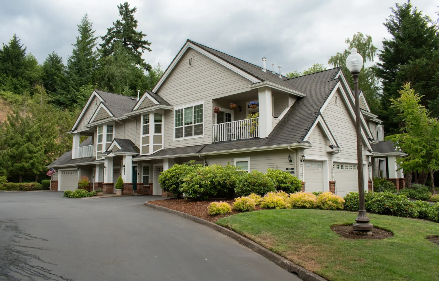 Repainted multi-unit community home exterior in the greater Portland area